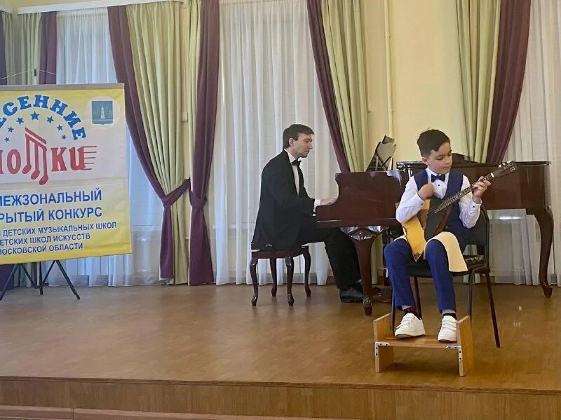 раменская детская школа искусств 1. раменская детская школа искусств 1. раменская детская школа искусств 1. фото оркестра с инструментами. филармония в детском саду.