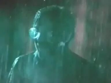 Юрий шевчук ты. Ддт когда идет дождь слушать. Ддт дождь аккорды. Песня ддт когда идет дождь. Ддт ты не один клип.