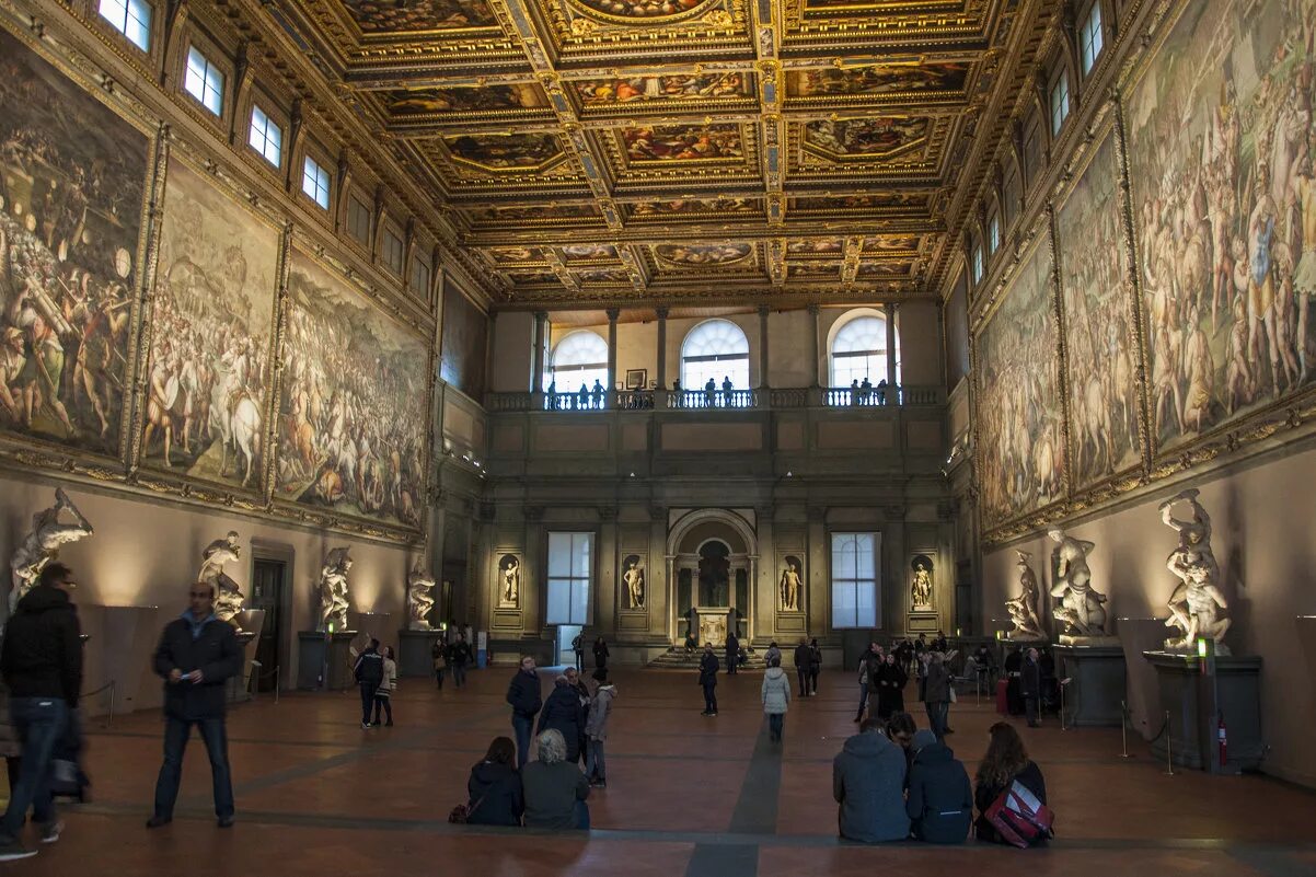 палаццо зал. палаццо веккьо во флоренции зал 500. зал эколе палаццо комунале болонья. зал пятисот палаццо веккьо. палаццо веккьо внутри.