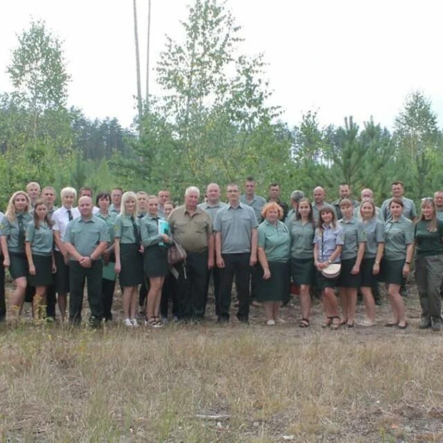 Ген директор липский. Шумский юрий иванович генеральный директор гомельского гплхо. Презентация лесничий школьного лесничества. Юрий липский фото. Липский юрий александрович.