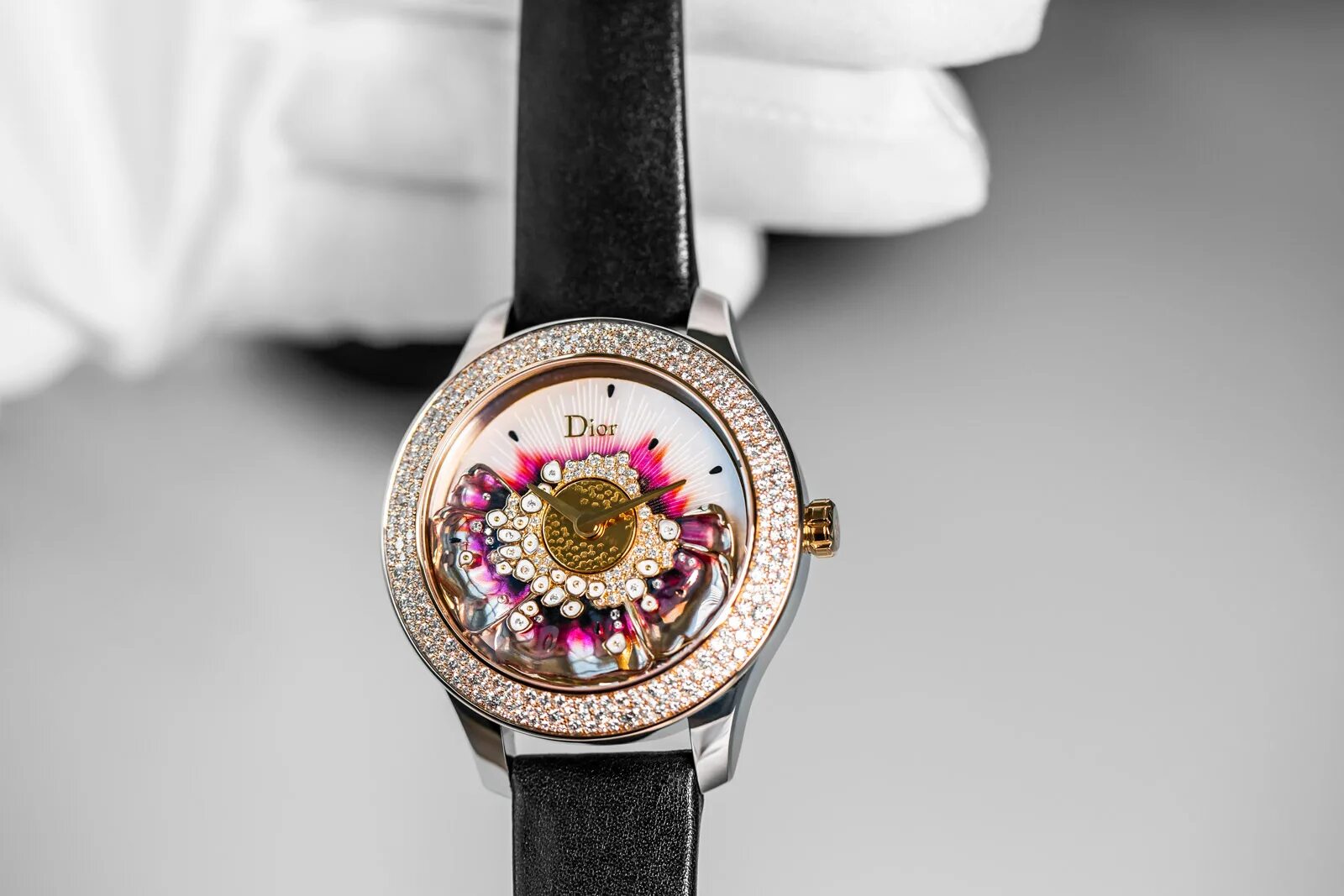 Женские часы производители. Часы кристиан диор женские. часы dior l0007. часы диор bagheera. наручные часы christian dior 82025.