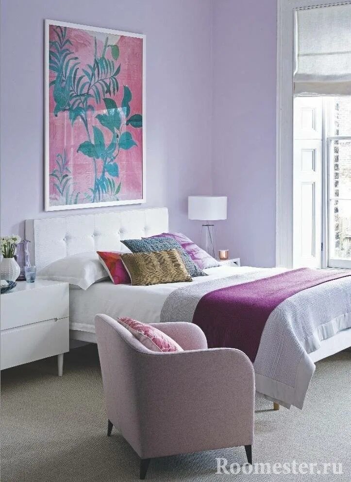 Популярные цвета стен. Фиолетовый цвет в интерьере. Спальня с сиреневыми сикнами. Спальня в лавандовых тонах. Сиреневый цвет в интерьере.