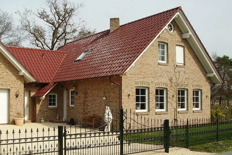 Черепица под кирпич для фасада. Клинкерная черепица roben. клинкерный кирпич roben, granity. клинкерный кирпич roben riversdale. кирпичный дом.