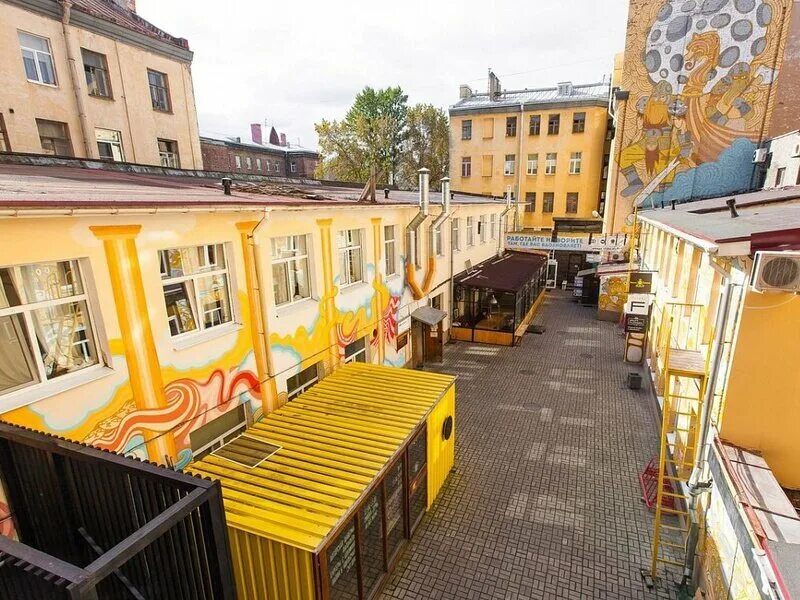 Особенности развлекательного центра Флигель в Санкт‑Петербурге, улица Восстания,
