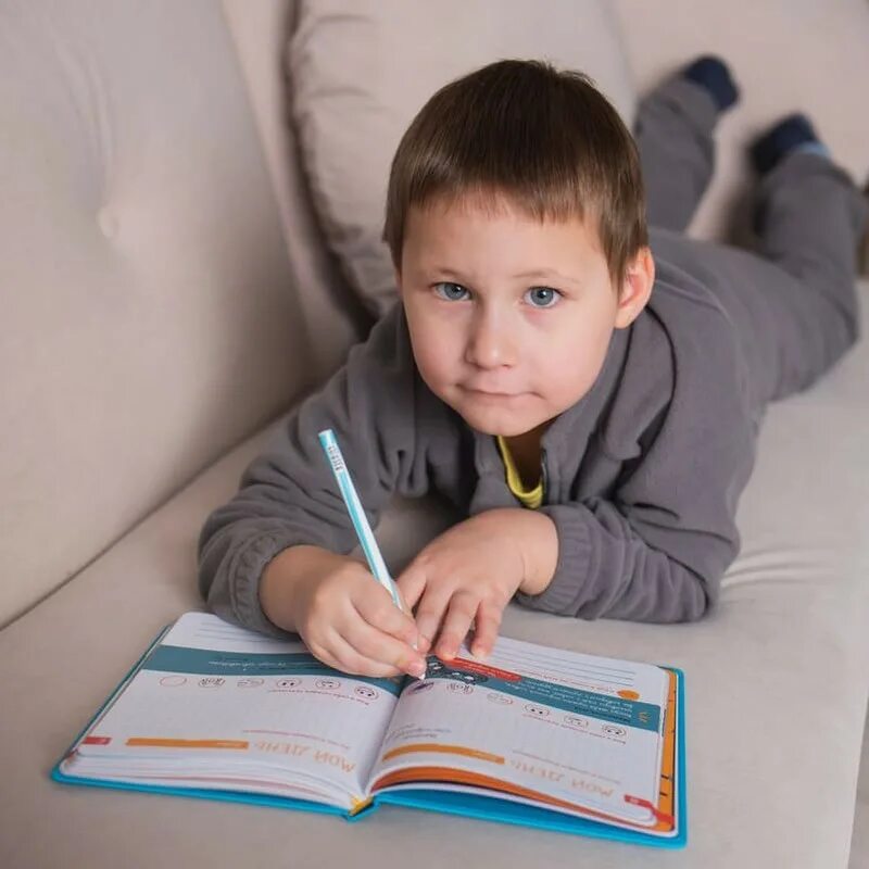 Мальчик в москве. Была мальчика москва. Московские мальчики. Была мальчика москва. Д.