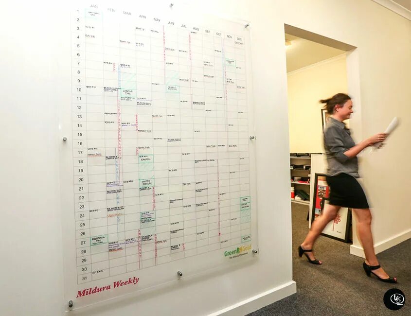 Планинг креативный. Планировщик на стену. Доска настенная для записей. Планировщик настенный. Настенный планировщик.