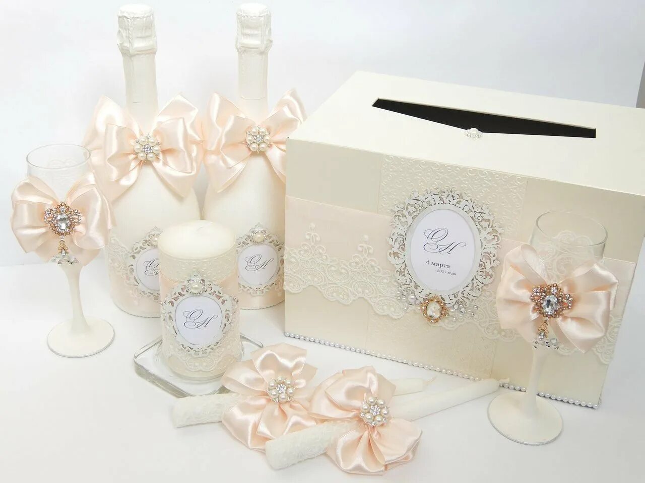 Свадебный аксессуар. Набор молодожен. Набор молодожен. Свадебные атрибуты. Украшение свадебных аксессуаров.