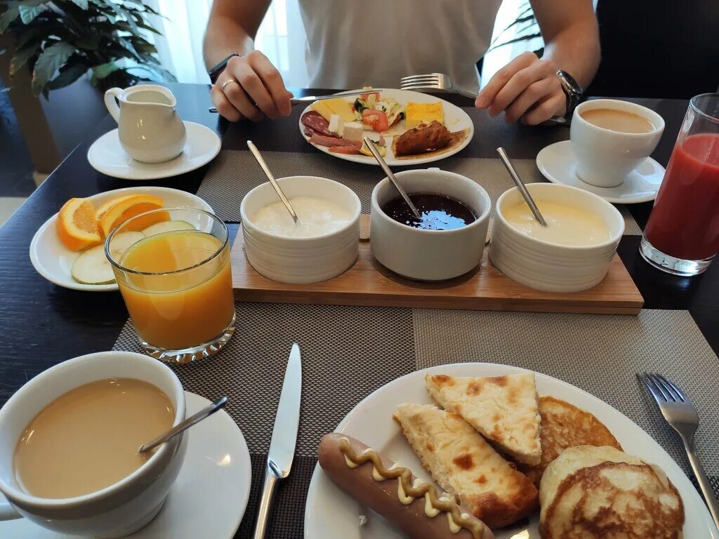 гостиница капитал. гостиница россия нижний новгород. гостиницы нижний новгород в центре с завтраком. Shato city нижний новгород. бизнес-отель воробей.