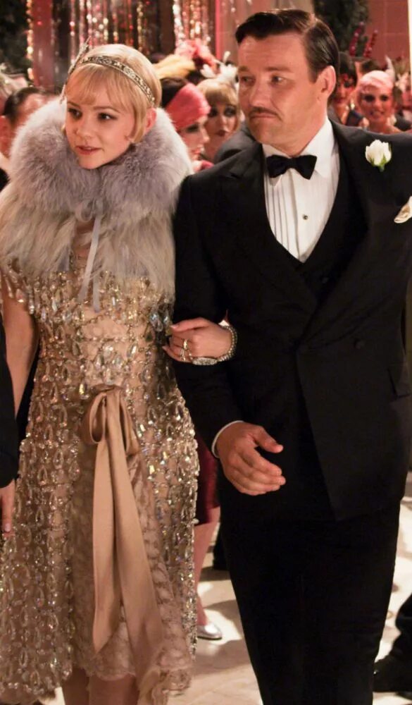 Великий гэтсби дейзи бьюкенен и том. Великий гэтсби 2013 ник. Кэри маллиган и леонардо ди каприо. Тоби магуайр великий гэтсби. The great gatsby english.