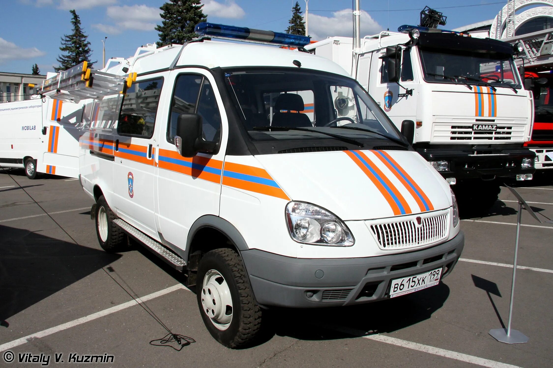 Основные аварийно спасательные автомобили. АСМ-41-02 базовое шасси ГАЗ-27057. АСМ-41-02 на базе ГАЗ-27057. Аварийно-спасательная машина АСМ-41-02. АСМ-4102 ГАЗ-27057.