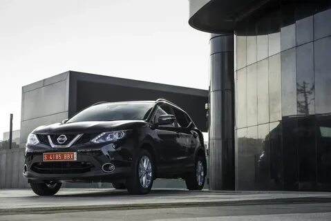 Nissan черный