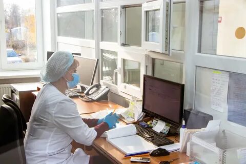 Работает городской больнице
