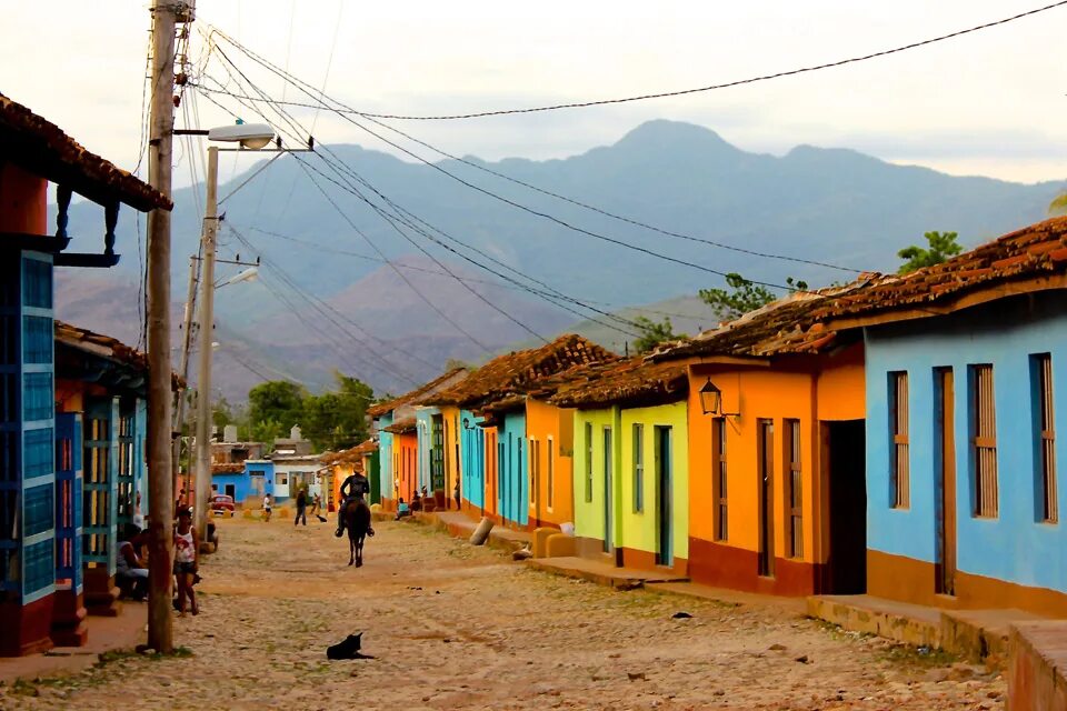 Фавелы южной америки. Ложная урбанизация бразилии. Фавелы южной америки. Фавелы в италии. Поселок в латинской америке 6.