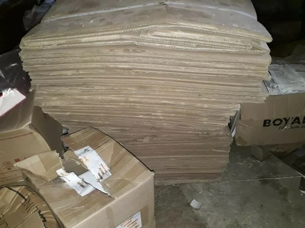 Мс-6б макулатура. Картон вторсырье. Картон мс 5б. Прессованный картон в тюках. Коробка макулатурный картон.