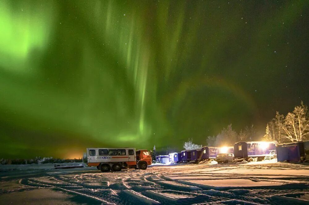 Есть на полярном круге. Норильск Полярный круг. Мурманск Заполярный круг. Полярная ночь в Норильске. Норильск Заполярный круг.