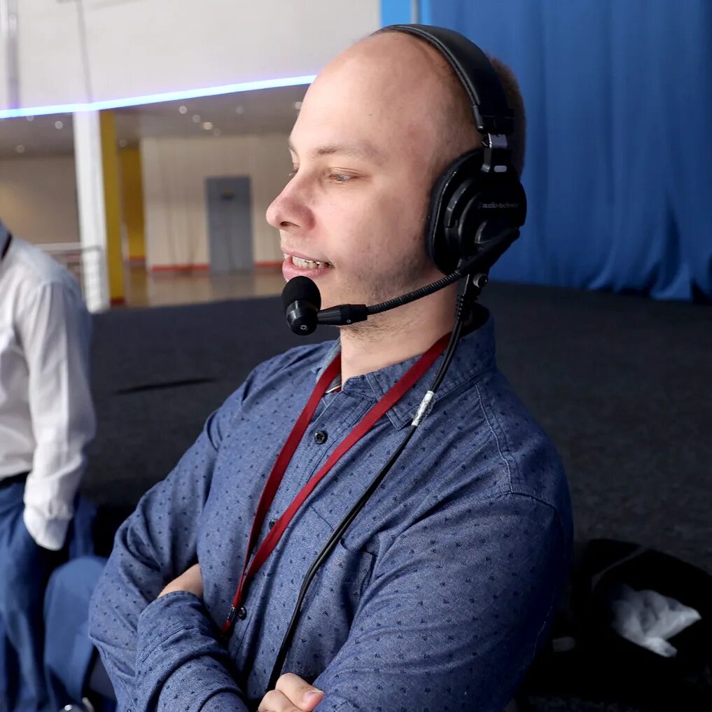 Антон васятин комментатор. Гречанин комментатор омск. Васятин комментатор. Комментатор максим демков. Антон мобстер.