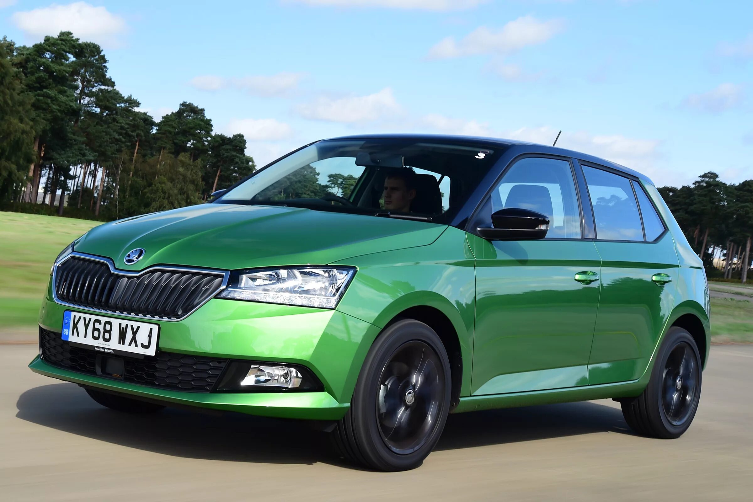 Шкода. Шкода Октавия Фабия. Skoda Fabia 202. Шкода Фабия 2 поколения. Skoda Fabia 60.