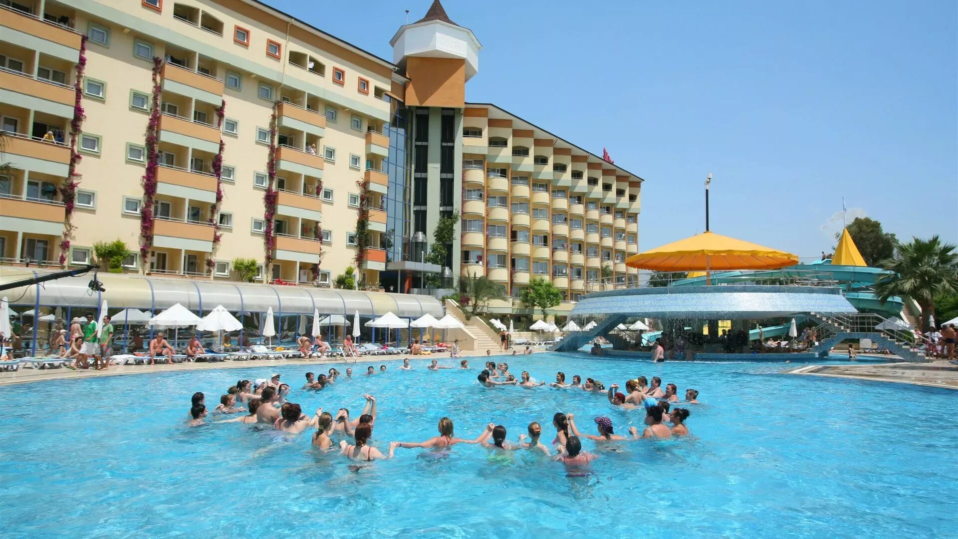 Алая резорт турция. First class hotel 5 турция алания. Orient palace 5 турция аланья. Larina family resort spa hotel 5. Гранд сантана отель турция.