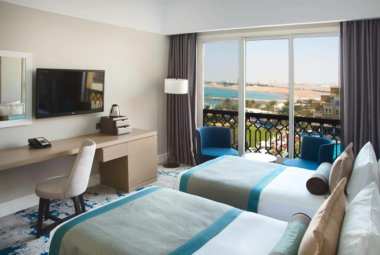 Rixos qetaifan island doha 5. Отель Rixos Bab al Bahr 5. Рас Эль Хайма Rixos Bab. Rixos ras al Khaimah 5. Rixos Bab al Bahr 5 номера.