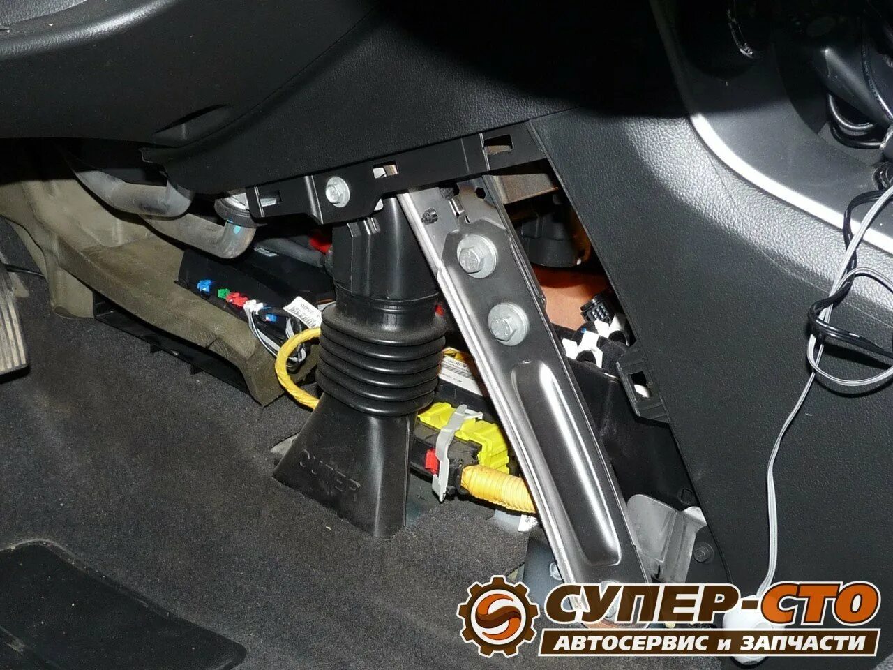Диагностический разъем шевроле круз. Разъем obd2 chevrolet cruze. диагностический разъем шевроле круз 1.8. диагностический разъём шевроле круз. разъем шевроле круз обд разъем.