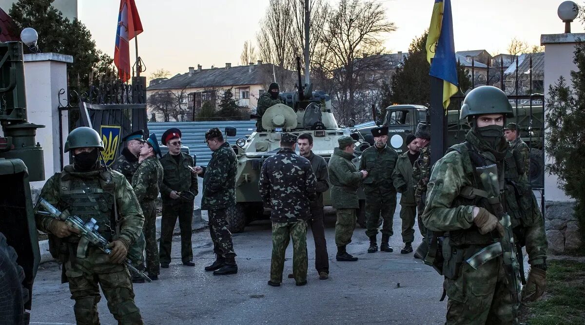 Силы самообороны крыма в 2014. Современный российский солдат. Вежливые люди. Вооруженные силы крыму. Вооруженные силы крыму.