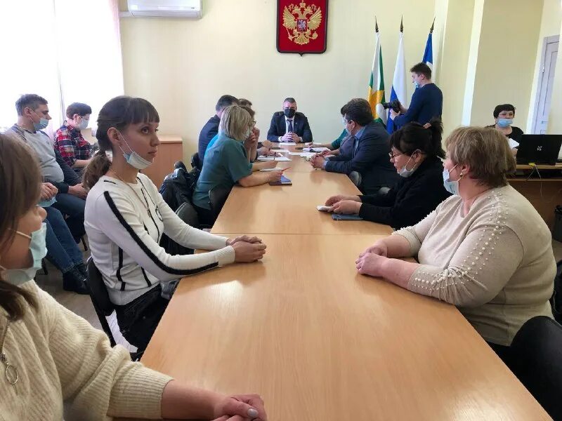 Завод в усть куте инк. Усть илимск администрация. Вакансии в городе усть. Берстенев сергей александрович усть-кут. Еддс 112.