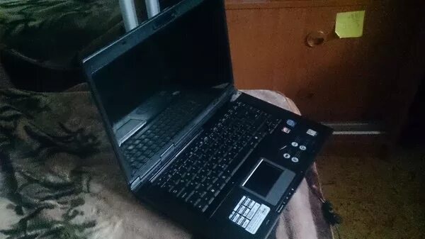 Можно ли продать ноутбук. Ноутбук asus 2007. ноут асус 2005-2007г.