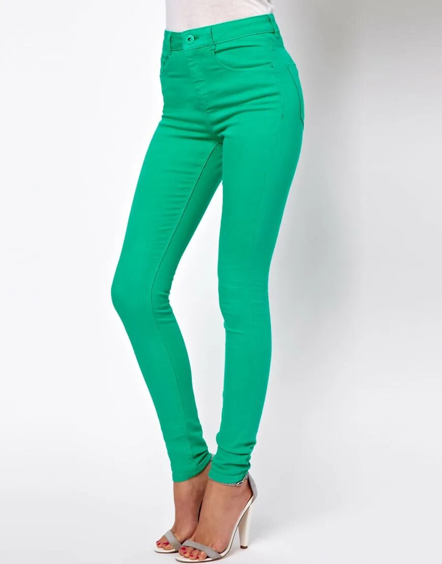 Джинса зеленая купить. Джон Девин зеленые джинсы. Джинсы скинни 2022 зеленые. Зелёные джинсы женские. Салатовые джинсы женские.