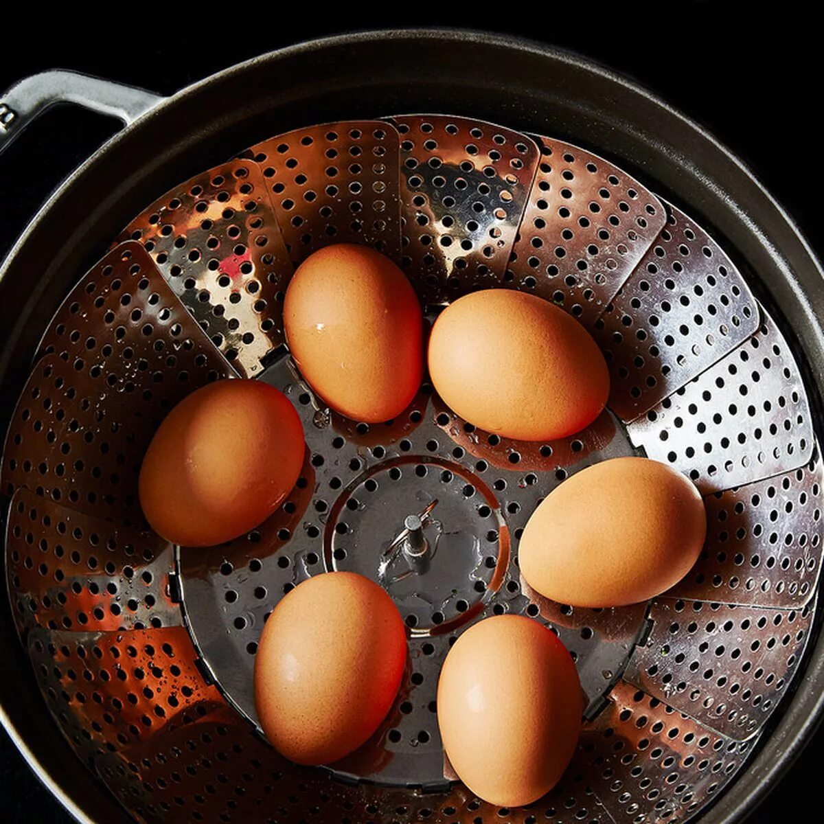 Cooked egg. Яйцо кухонные принадлежности. Гриль яйцо керамический. Перед использованием яиц в кулинарии. Types of Eggs Cooking.