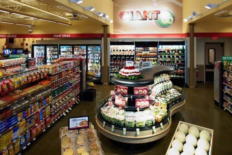 Store regular. Интерьер супермаркета. convenience store. супермаркет 3d.