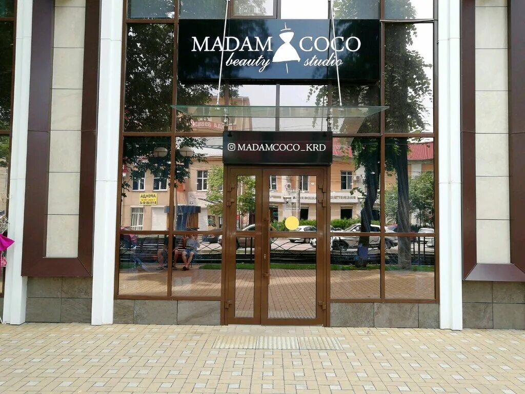 Мадам коко магазин южно-сахалинск. Madam coco красная ул 176лит4 краснодар фото. Мадам коко. Madam coco красная ул 176лит4 краснодар фото. Магазин мадам коко.