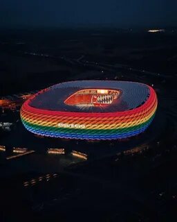 Самая большая футбольная арена