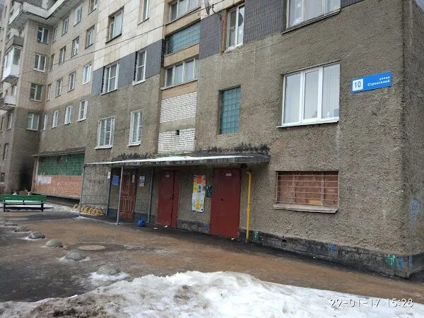 Ул строителей д 7 индекс. Кириши улица строителей 10. улица строителей кириши дом 10. пионерская 13 кириши. ленинградская область г кириши ул пионерская дом 6.