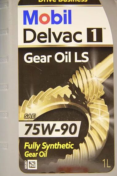 Масло лс. Mobil Delvac 1 Gear Oil 75w-90. Мобил Делвак 75w90 LS. Mobil Delvac Gear Oil LS 75w-90. Mobil Delvac Ultra total Driveline 75w-90.