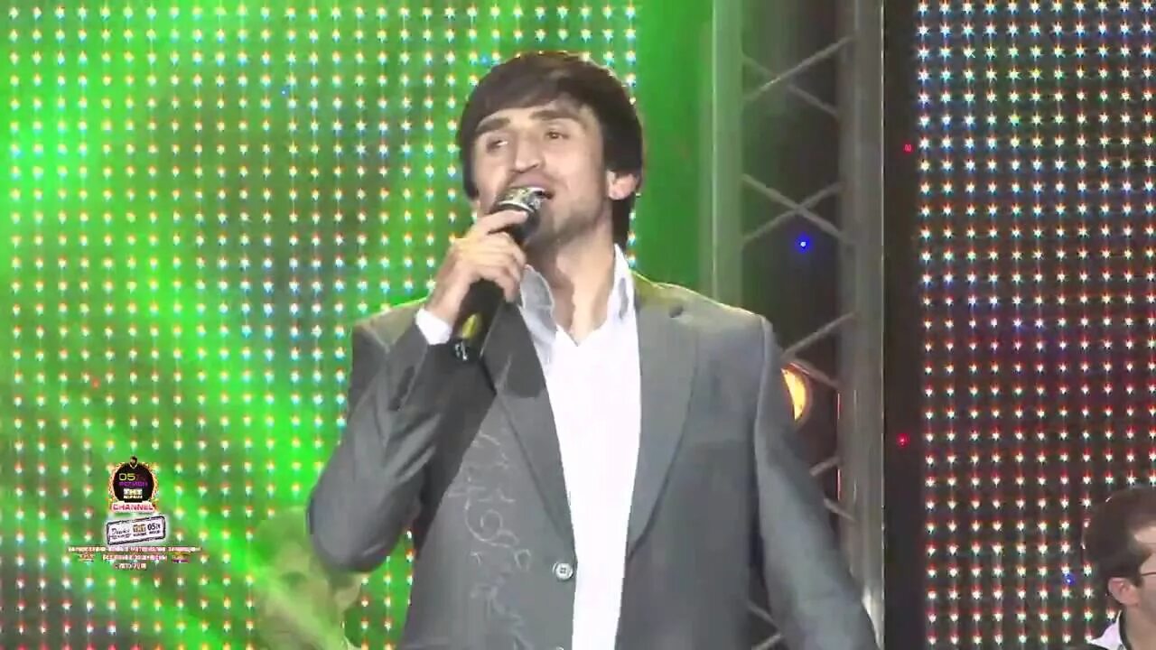 Самед буттаев. Самед буттаев чемодан. самед буттаев 2012. самед буттаев все песни.