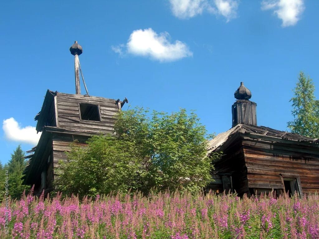 Заброшенные деревни пермского края. Часовня в деревне Зеленята Пермский край. Деревня Яборово Пермский край. Деревня Александровский Пермский край. Пермский край деревня Осипово.