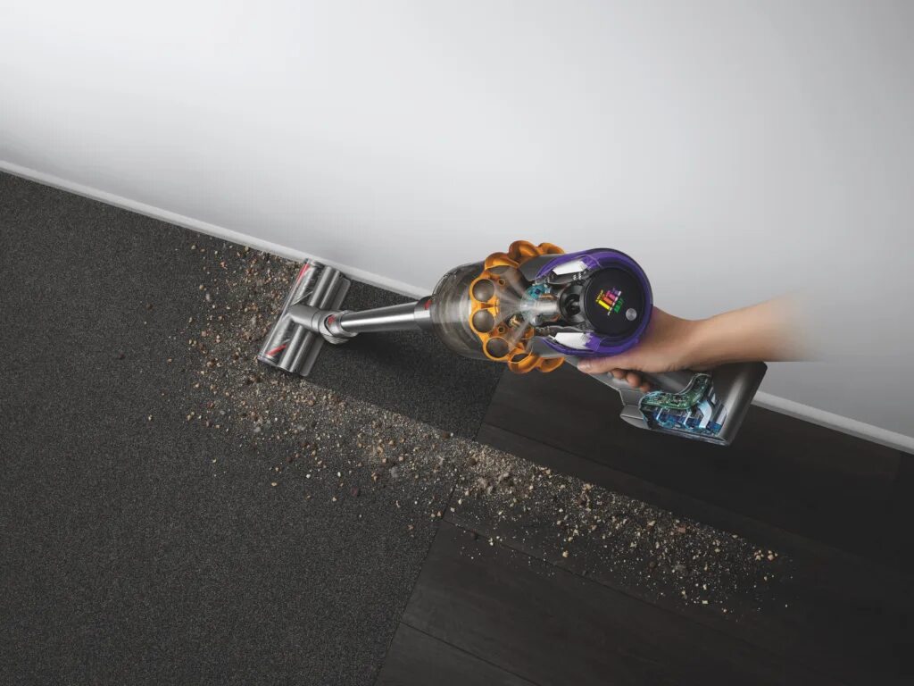 Пылесос Dyson v15 detect absolute. Dyson v15 Laser. Dyson пылесос v15. Dyson v15 detect насадки.