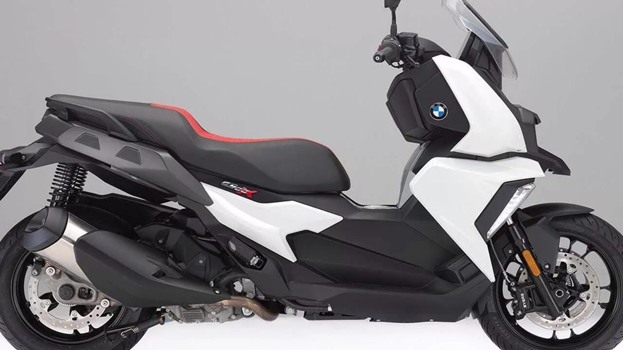 Мотороллер bmw c400x. Мотоцикл мажора. Макси скутер бмв 400. Bmw c 400 x. Скутер bmw c 400 gt.