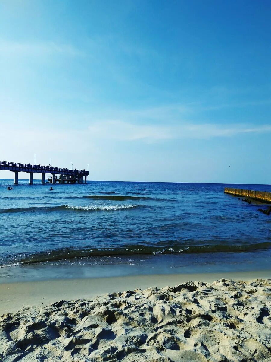 Море в зеленоградске сейчас. Балтийское море Зеленоградск. Балтийскте морк щклкнлградск. Море в Зеленоградске Калининградской области. Балтика Зеленоградск.