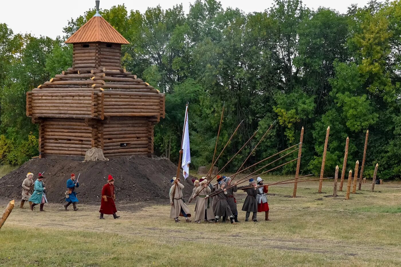 Служить в крепости. Музей под открытым небом Белгородская черта Муравский шлях. Белгородская черта - Муравский шлях. Белгородская Засечная черта музей. Музей под открытым небом Белгородская черта.