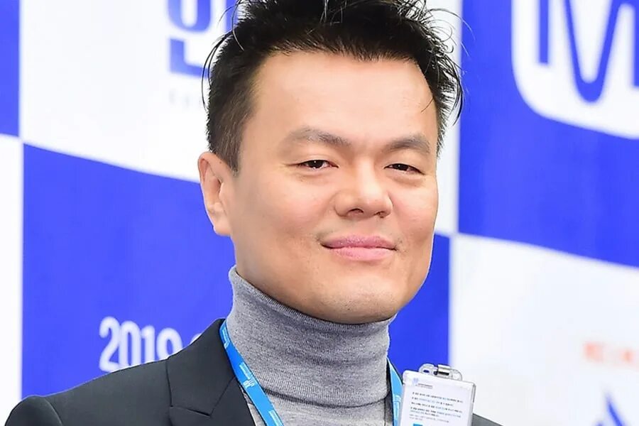 Park jin young jyp в молодости. дживайпи. Jyp entertainment пак джинён. пак чин ён jyp entertainment. пак чин ён jyp entertainment.