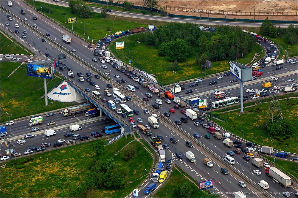 Кольцевая мкад москва