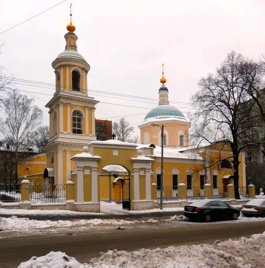 Тихвинская 20 москва. Храм Тихвинской иконы Божией матери в Москве. Тихвинская Церковь в Сущеве Москва. Тихвин храм Тихвинской иконы Божьей матери. Храм Тихвинской иконы Божией матери (Казань).