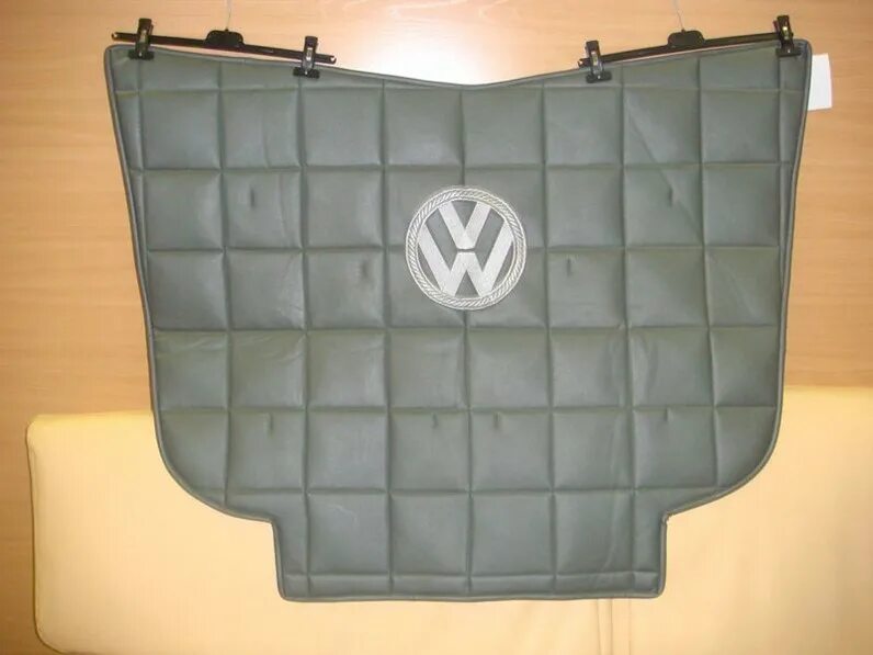 Решетка радиатора патриот 2019. Накидка на радиаторную решетку для зимы. Утеплитель радиатора ssang yong new action 2011 tammers ts484. Qashqai j11 утеплитель радиатора. Накидка на радиаторную решетку для зимы.