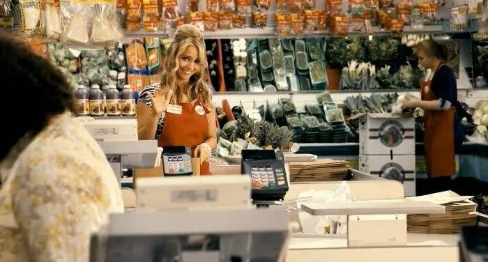 Третий лишний / Ted (2012, фильм) - "Фильм про 35-летнего мужика и его плюшевого