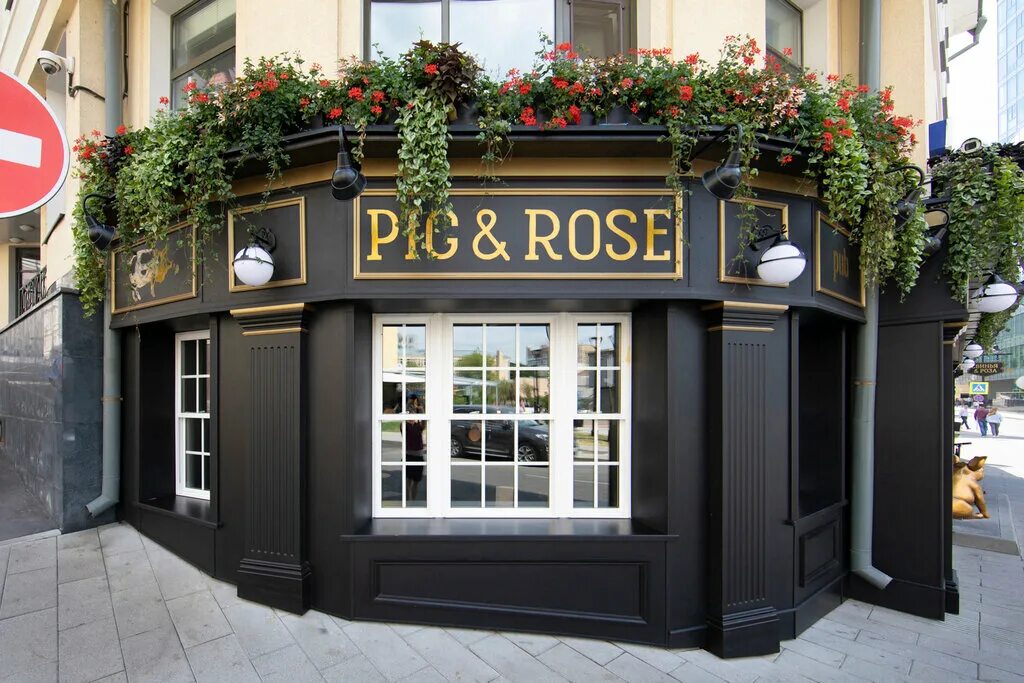 ресторан свинья и розы москва. свинья и розы бар москва. свинья и роза. свинья и роза. свинья в баре.