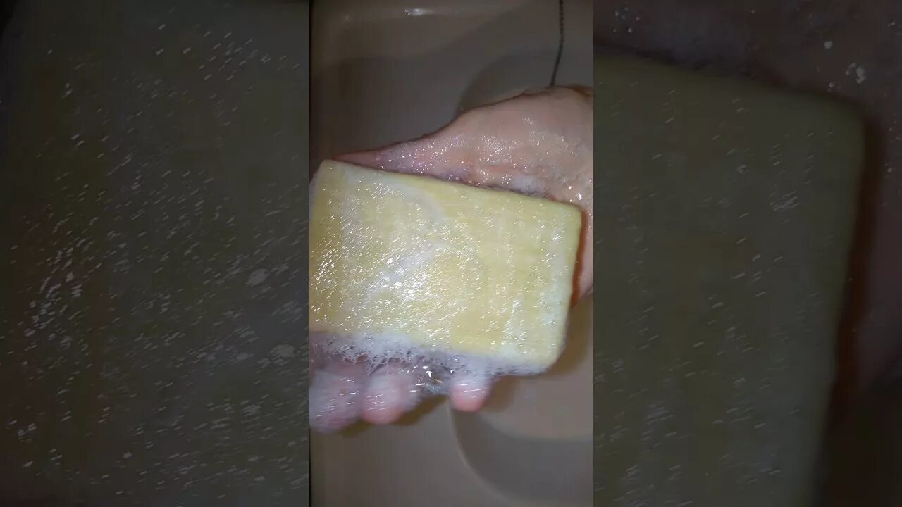 Необычное предложение покупки мыла. Мыло фикс прайс. Хозяйственное мыло стружка. Жидкое мыло фикс прайс. Шуршание мылом.