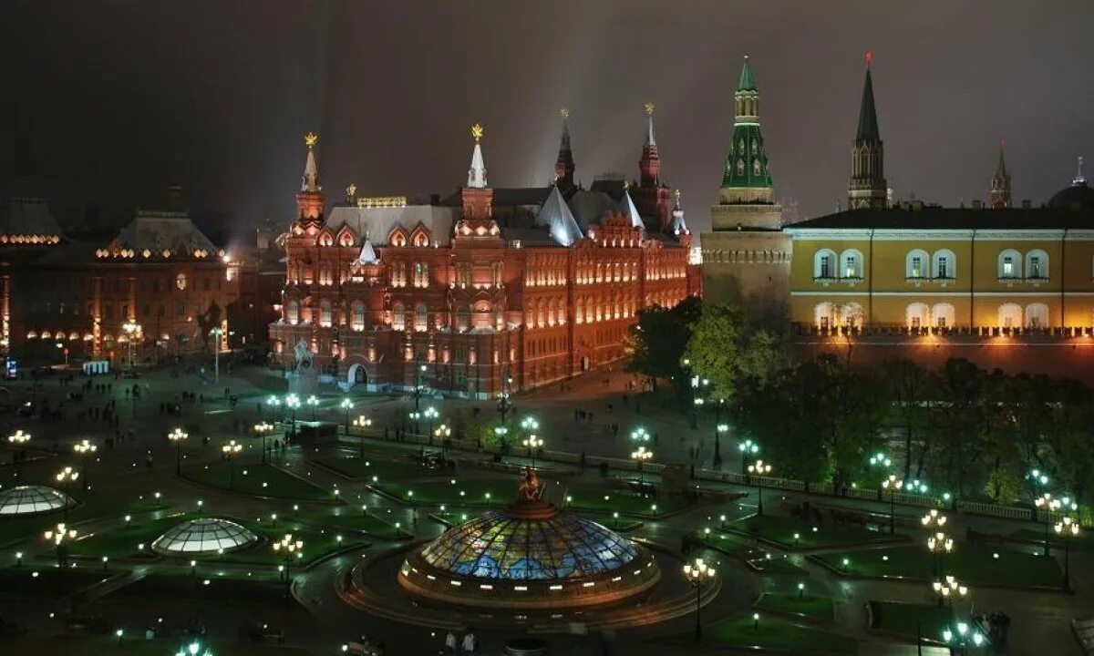 Экскурсия по вечерней москве. Храм василия блаженного москва зимой. Площадь вечер. Вечерние экскурсии от красной площади. Вид на ночной кремль.