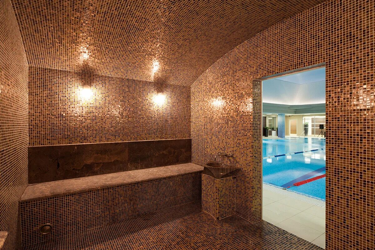 Стиль жизни ярославль бассейн. Аквазона циолковский. Хамам в фитнес клубе. Прайд волгоград красноармейский хамам. Royal wellness club москва.