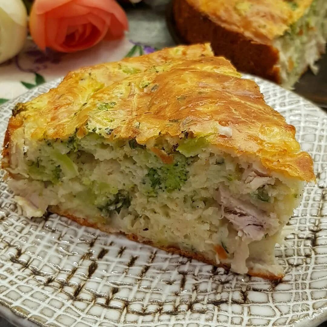 Пирог закусочный рецепт. Закусочные пироги. Пирог закусочный рецепт. Закусочный пирог. Торт закусочный рыбный.